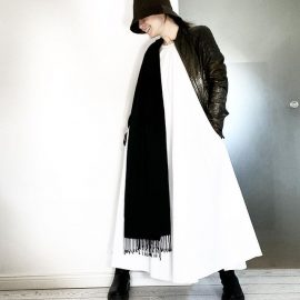 Winter Hack - Sommerkleid mit dicken Boots